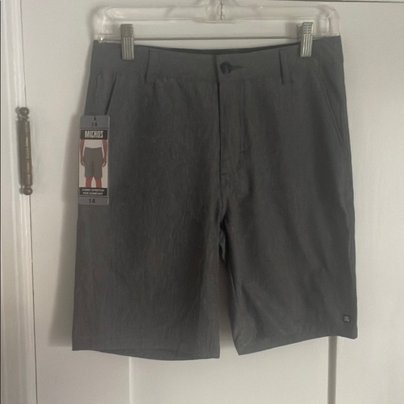 Shorts - Picture 1 of 2